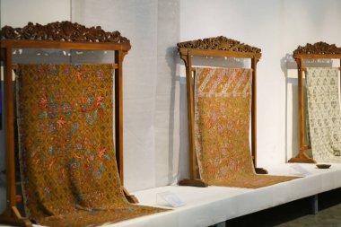 Pekalongan Batik, Hollanda sömürge döneminde (1906) inşa edilen Pekalongan 'daki kültürel miras binalarından biridir.)