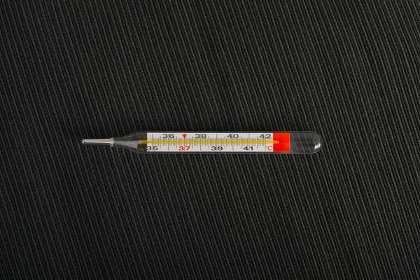 Medical Thermometer Black Background Temperature Measuring Fever Glass Medical Thermometer — Fotografia de Stock