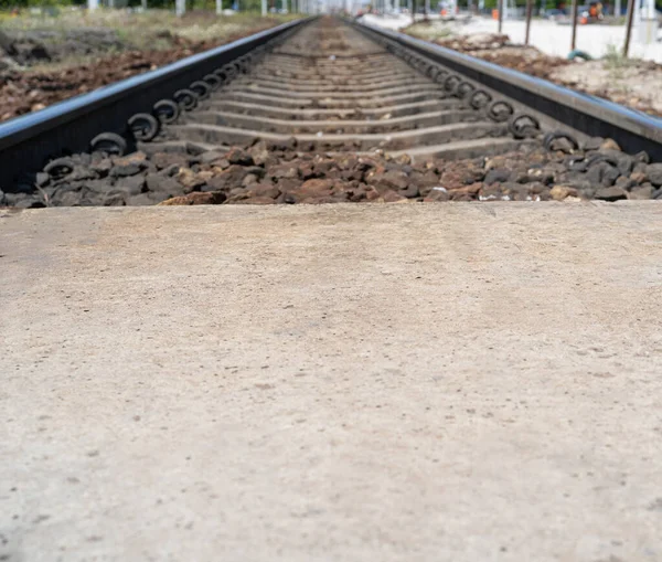 Linhas Ferroviárias Closeup Trilhas Trem Com Pedras Lastro Pista Trilhos — Fotografia de Stock
