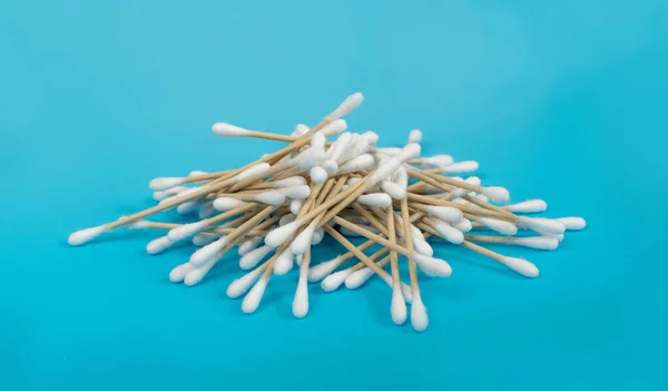 Cotton Swabs Eco Natural Paper Ear Sticks Biodegradable Hygiene Bud — стокове фото