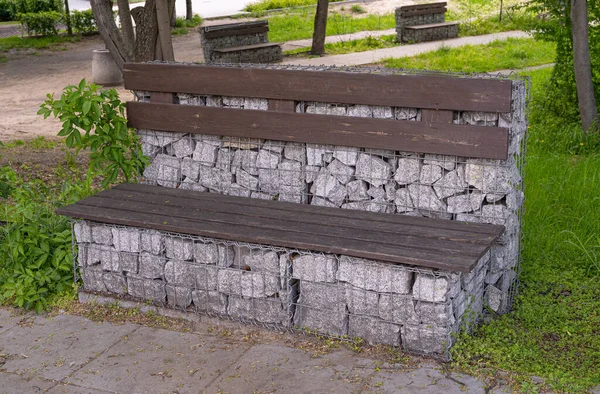 Gabion Stone Bench Park Outdoor City Architecture Wooden Benches Outdoor — Stock Photo, Image