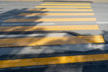 Geçici yaya geçidi, Sarı yaya geçidi, Güvenlik Zebra Yolu, Yol Tamiri Sokağı Asfalt Kavşağı, Zebra Kavşağı, Yayalar Geçidi