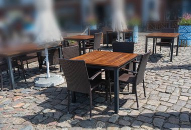 Sokak Restoranı Masası, Boş Kafe Masaları, Bistro Koltuğu, Bar Terası, Açık Restoranlar, Kafeterya, Trattoria, Şehir Kahve Dükkanları Mobilyası, Yaz Caddesi Masası