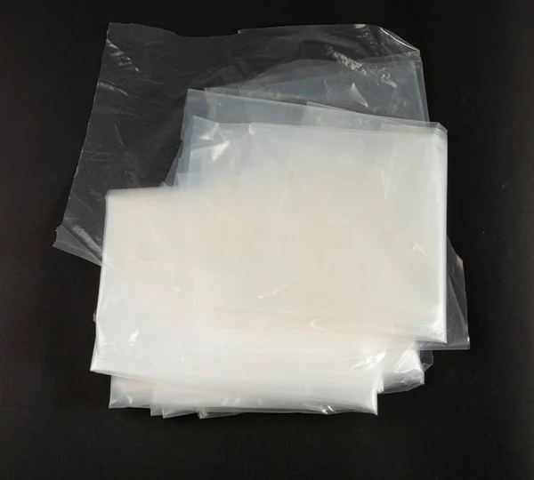 Sacos Plástico Branco Dobrado Fundo Preto Saco Plástico Enrugado Após — Fotografia de Stock