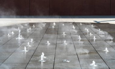 Çeşme Suyu, Düşen Çeşme Jetleri, Şelale Sızıntıları, Şelale Hareketi, Yaz Parkı Akıntısı, Şehrin Sıcaklığı, Çeşme Su Dokuma Arkaplanı