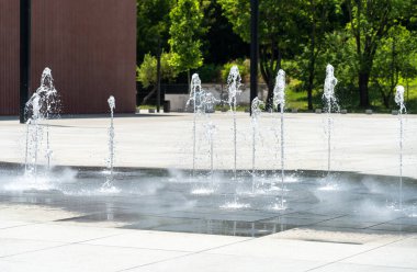 Çeşme Suyu, Düşen Çeşme Jetleri, Şelale Sızıntıları, Şelale Hareketi, Yaz Parkı Akıntısı, Şehrin Sıcaklığı, Çeşme Su Dokuma Arkaplanı