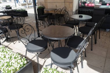 Sokak Restoranı Masası, Boş Kafe Masaları, Bistro Koltuğu, Bar Terası, Açık Restoranlar, Kafeterya, Trattoria, Şehir Kahve Dükkanları Mobilyası, Yaz Caddesi Masası