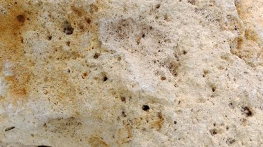 çok güzel doğal motifleri olan desenli bir taş.