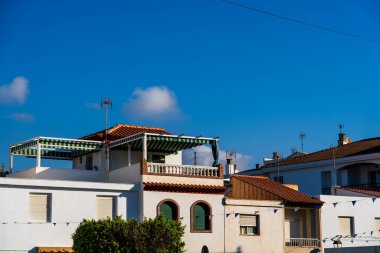  Montril 'in Beyaz Yıkanmış Yaz Tatil Mekanı' nda Canlı Çatı Terası Idyllic Akdeniz Tatil Kaçamağı