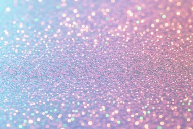 Bu ruhani holografik arkaplanın büyüsünü deneyin. Pastel renkler ve ışıltılı parıltıların büyüleyici bir karışımı. Herhangi bir yaratıcı projeye biraz büyü katmak için mükemmel. Rüya gibi ve sofistike bir aura yayıyor..