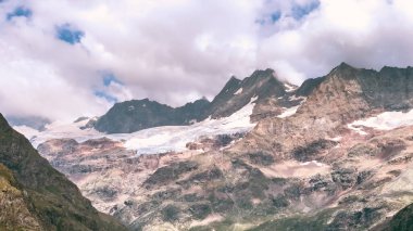Etkileyici ve görkemli İtalyan buzulu Murailles.