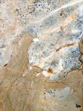 Arka plan için doğal desenli taş mermer dokusu. Dekoratif tasarım desenleri için beyaz mermer dokusu ve arkaplan lüksüne sahip.