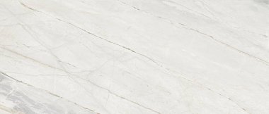 Arka plan için doğal desenli açık beyaz taş dokusu. Doğal taşın lüksüne veya mermer mermer dokusuna ve dekoratif tasarım modelinin iç dekorasyonu için arka planına sahip.