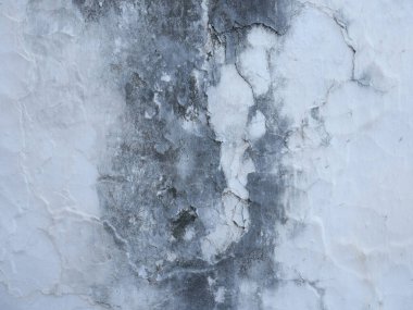 Arka plan için doğal desenli beyaz çimento dokusu. Boş Eski Tuğla Duvar dokusu. Boyanmış Duvar Yüzeyi. Grungy Wide Brick duvarı. Grunge Red Stonewall arka planı. Zarar görmüş alçılı eski püskü bina cephesi. Soyut Web Afişi. S Kopyala