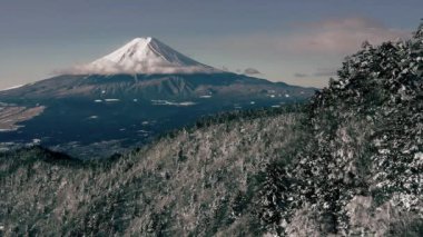 Gündüz ile gece arasındaki büyülü değişim.