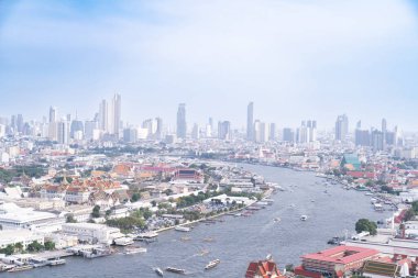 Tayland 'daki başkentin manzara ve nehir manzarası.