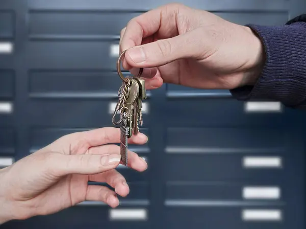 Anahtar Yakın Çekimde Devir