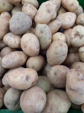 Piyasada taze patates