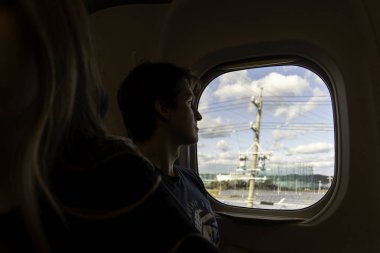 Hızlı trenin penceresinden bir manzara. Yüksek kalite fotoğraf