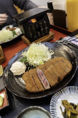 Biftek ızgaralı bir Japon. Yüksek kalite fotoğraf