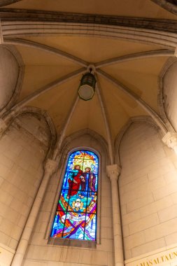 Madrid 'deki Santa Maria Katedrali. Yüksek kalite fotoğraf