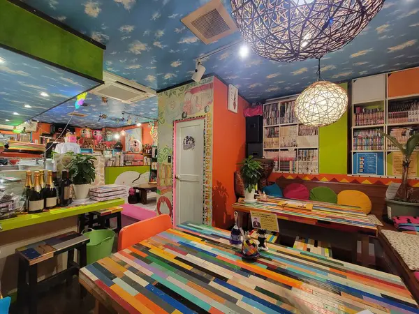 Kyoto, Japonya - 27 Aralık 2024: şirin bir Japon kafesi. Yüksek kalite fotoğraf