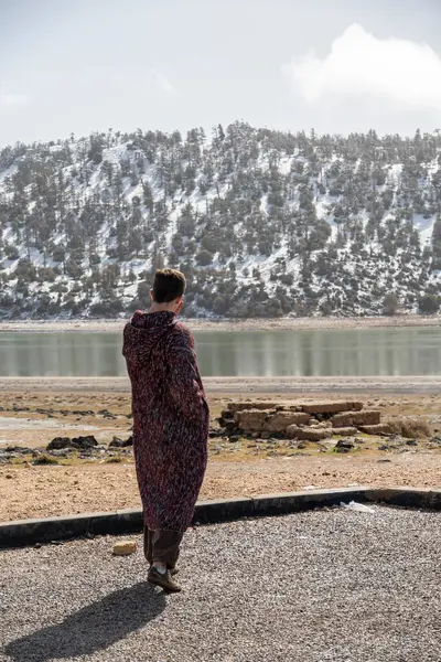 Hafif karlı bir Fas manzarası. Yüksek kalite fotoğraf