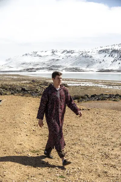 Hafif karlı bir Fas manzarası. Yüksek kalite fotoğraf