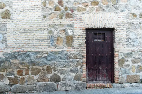 Toledo İspanya 'daki eski mimari. Yüksek kalite fotoğraf