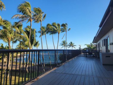 Hawaii 'de gün batımlı bir teras. Yüksek kalite fotoğraf