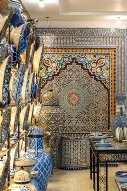 Fez, Fas 'ta el yapımı çömlek. Yüksek kalite fotoğraf