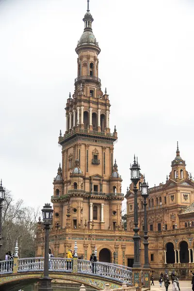 Sevilla İspanya 'daki Espana Meydanı. Yüksek kalite fotoğraf