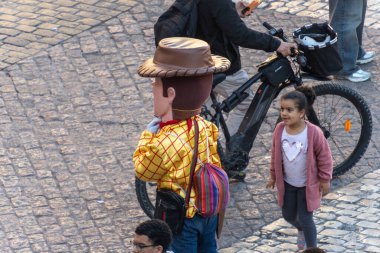 Madrid, İspanya - 1 Mart 2024: Madrid, İspanya etrafında yürüyüş. Yüksek kalite fotoğraf