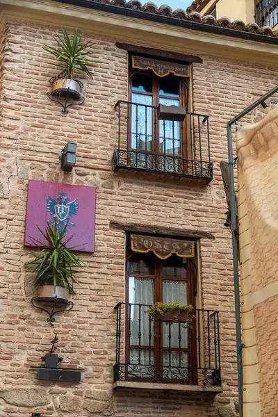 Toledo İspanya 'daki eski mimari. Yüksek kalite fotoğraf