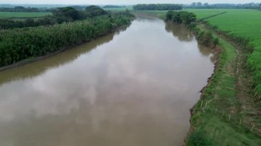 Cauca Nehri Bölgesi İHA Klipsi. Yüksek kalite 4k görüntü