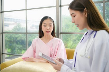 Güzellik doktoru estetik cerrahi ve ameliyat sonrası bakımı açıklıyor..