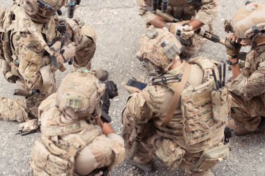 Özel harekat kuvvetleri, coğrafya ve düşmana saldırı planları..