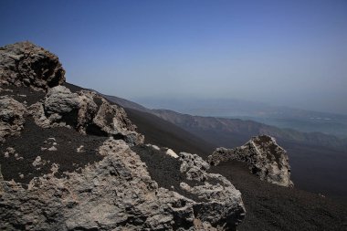 Sicilya adasındaki ETNA volkanının güzel manzarası