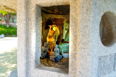 Songmal-ri, Icheon-si, Gyeonggi-do, Güney Kore - 6 Haziran 2025: Mini Buddha heykeli. Yüksek kalite fotoğraf 