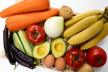 Salata yapmak için taze organik sebzeler. diyet ve sağlıklı yiyecekler. Yüksek kalite fotoğraf