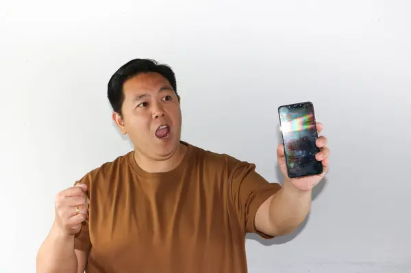 Asya adam holding smartphone