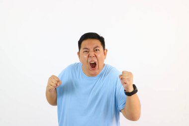 Yumruklarla Bağıran Adam Heyecanla ve Hüsranla Yükseldi