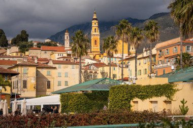 Menton Eski Kasabası, Cte dAzur: Fransız Rivierasının Büyüleyici ve Renkli Mücevheri