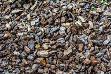 Kahverengi taş yığını. Doğal taşlar..