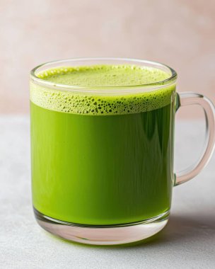 Sağlıklı Arkaplan Minimalist Tarzı İçin Köpüklü Kibrit İksiri İçeceği