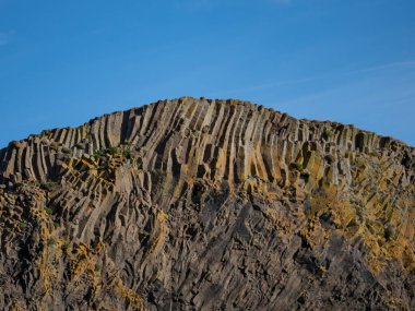 İskoçya 'daki Personel Adası' nda bazalt kaya oluşumları