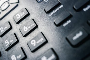 bir telefon klavyesinin yakın görüntüsü