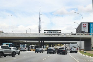 Brezilya, Brezilya 'da trafik sıkışık. 