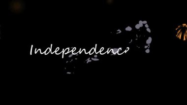 Bağımsızlık Günü Havai fişek Animasyon Kutlaması. Siyah Ekran Arkaplanı ile Sigara ve El Yazısı Efekti