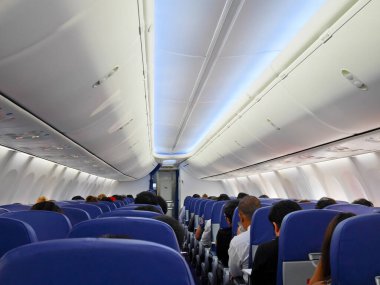 Uçaktaki yolcular